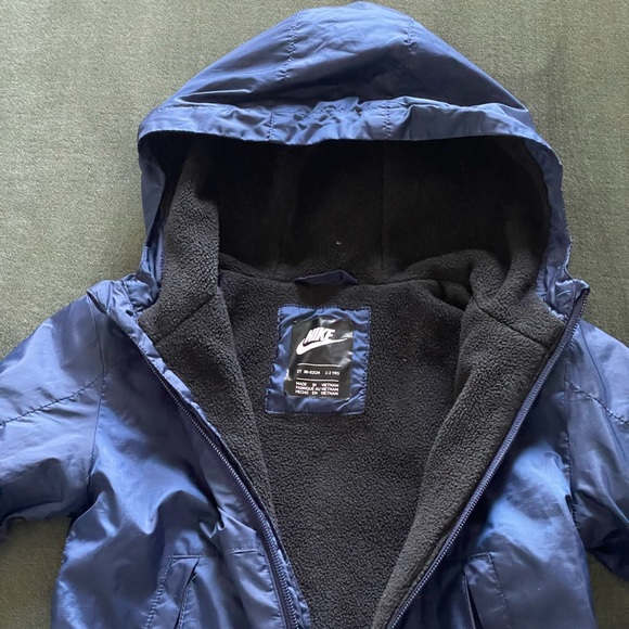 Nike Boys’ Navy Blue Jacket. Size 2T. Used. - Picture 4 of 8